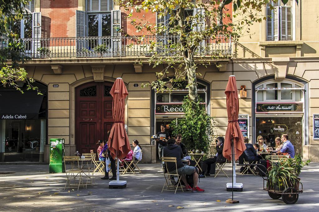 Habitat Apartments Rambla Deluxe Barcelona Luaran gambar