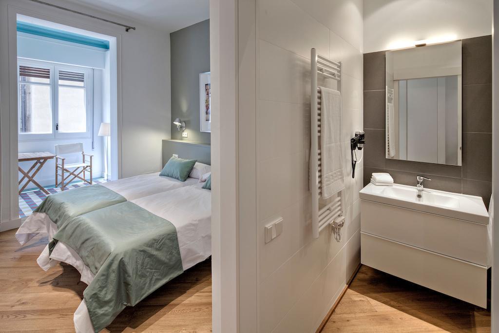 Habitat Apartments Rambla Deluxe Barcelona Bilik gambar