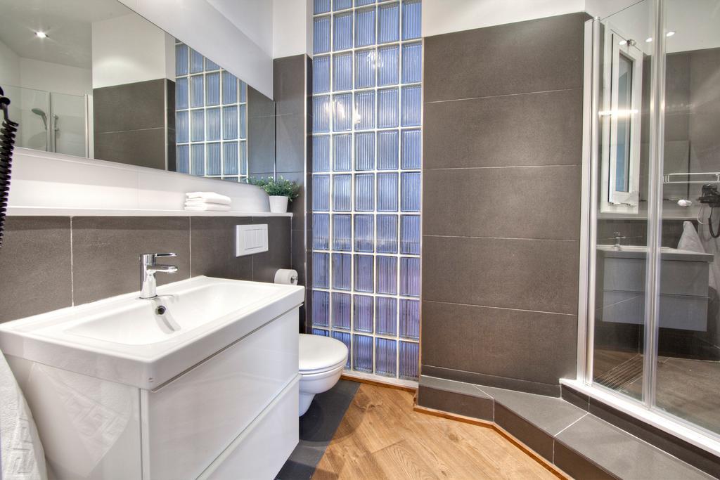 Habitat Apartments Rambla Deluxe Barcelona Luaran gambar
